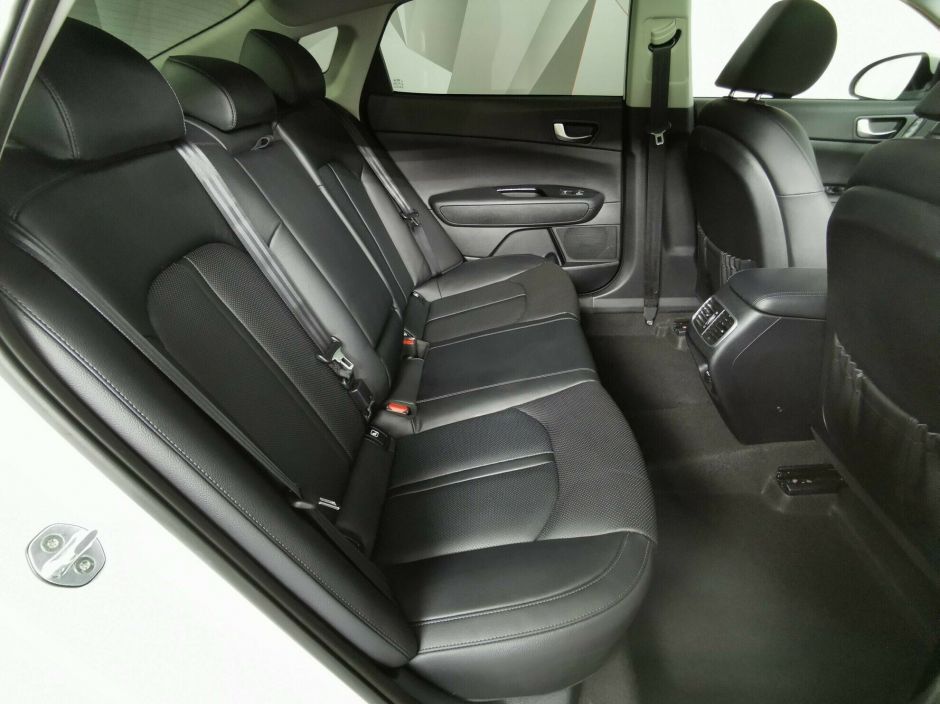 Kia Optima, 2.0 л, АТ, 2018 фото 9