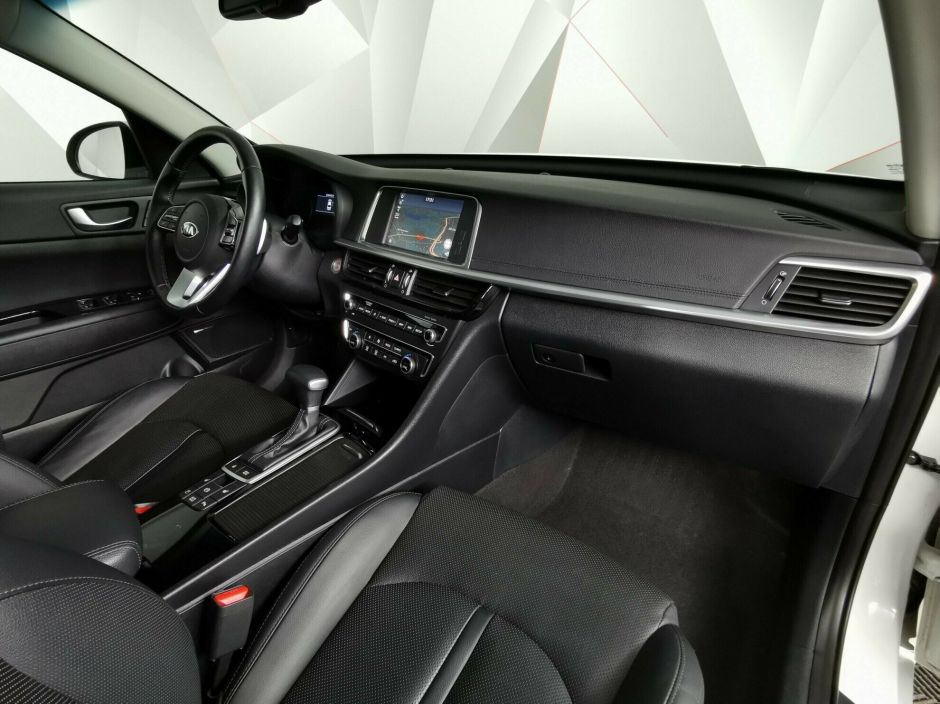 Kia Optima, 2.0 л, АТ, 2018 фото 10