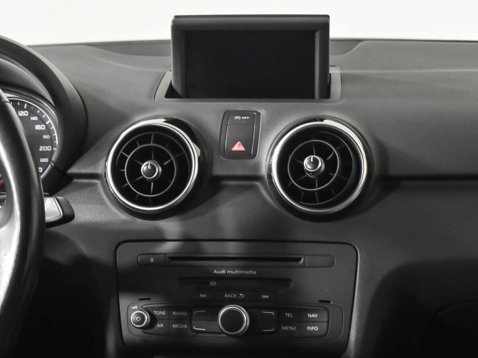 Audi A1, 1.4 л, Робот, 2012 фото 10