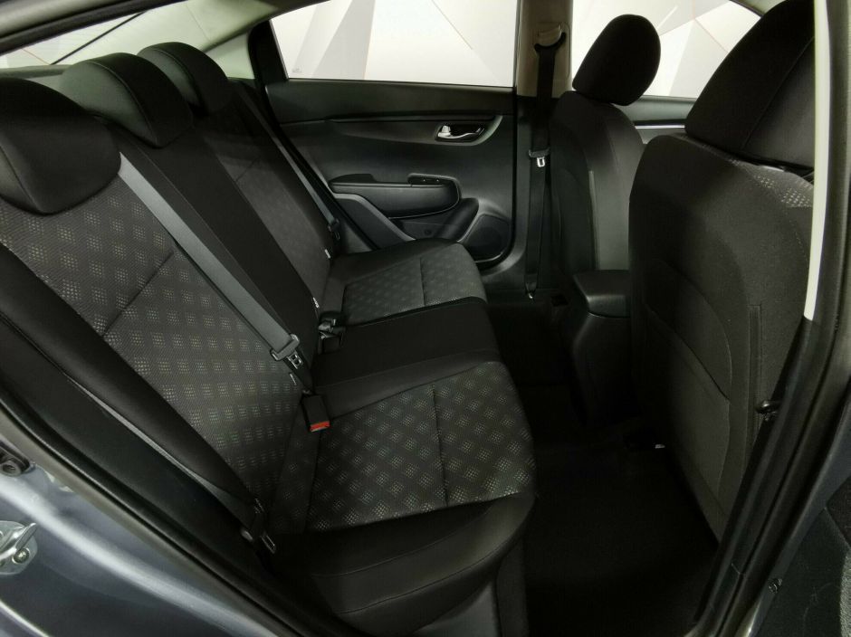 Kia Rio, 1.6 л, МТ, 2019 фото 10