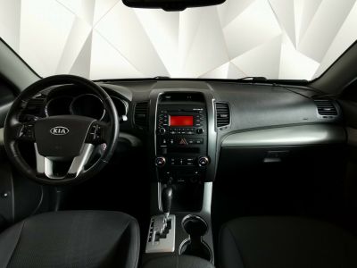 Kia Sorento, 2.4 л, АКПП, 2010 фото 5