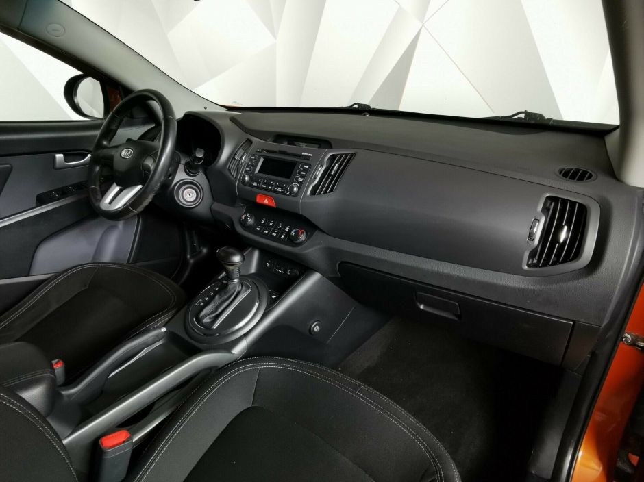 Kia Sportage, 2.0 л, АТ, 2010 фото 2