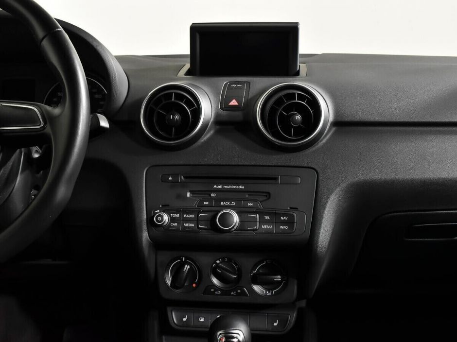 Audi A1, 1.4 л, Робот, 2014 фото 9