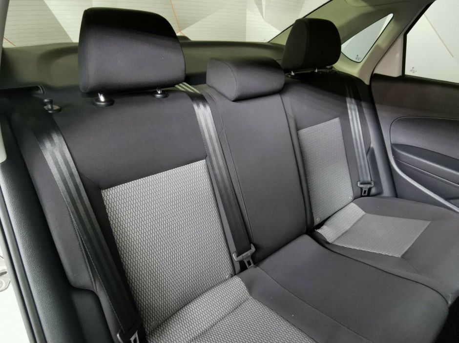 Volkswagen Polo, 1.6 л, АТ, 2014 фото 2