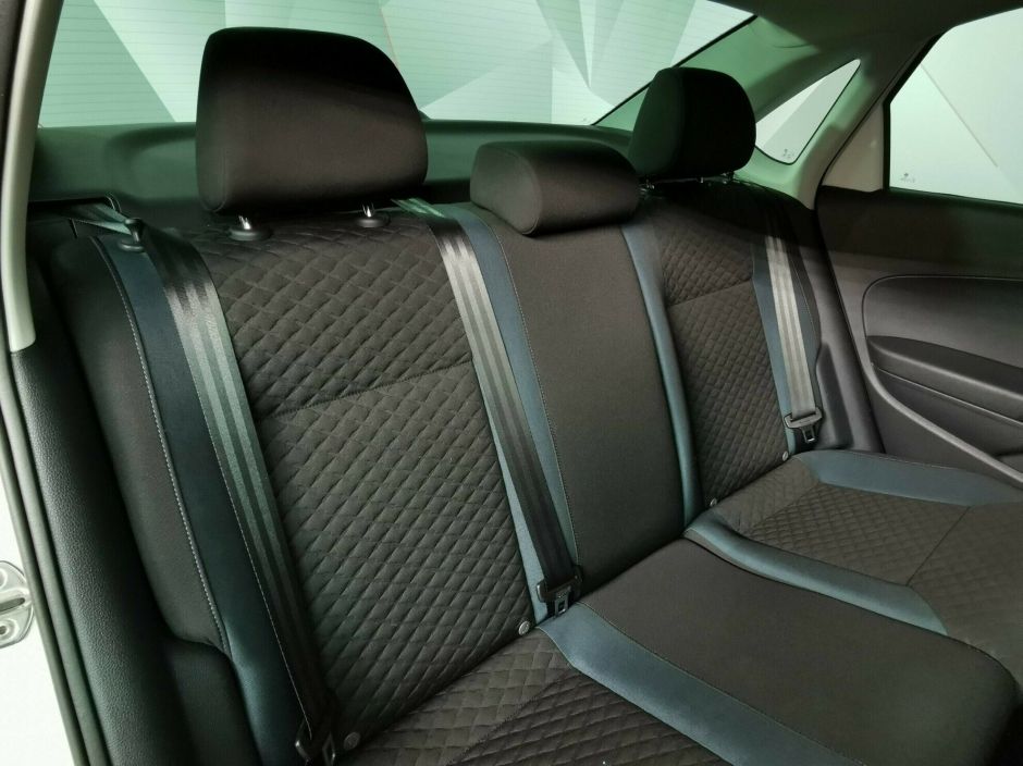 Volkswagen Polo, 1.6 л, АТ, 2016 фото 2