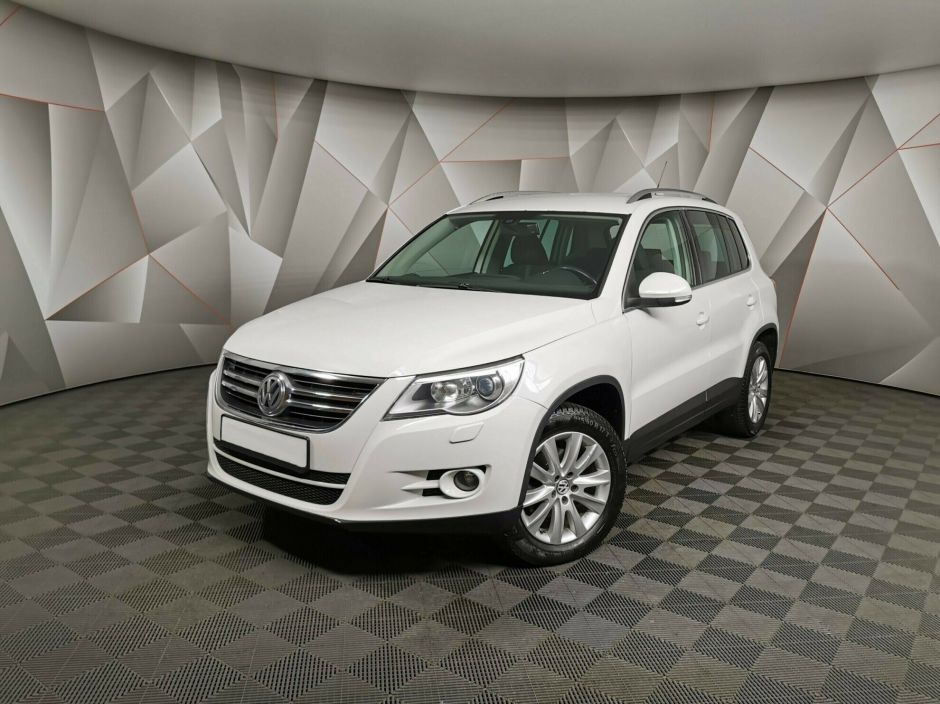 Volkswagen Tiguan, 2.0 л, АТ, 2011 фото 3