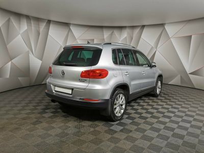 Volkswagen Tiguan, 2.0 л, АКПП, 2013 фото 4