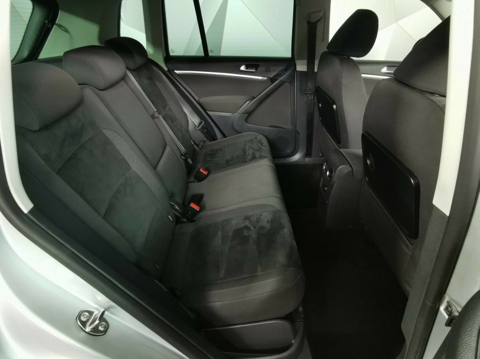 Volkswagen Tiguan, 2.0 л, АТ, 2013 фото 1
