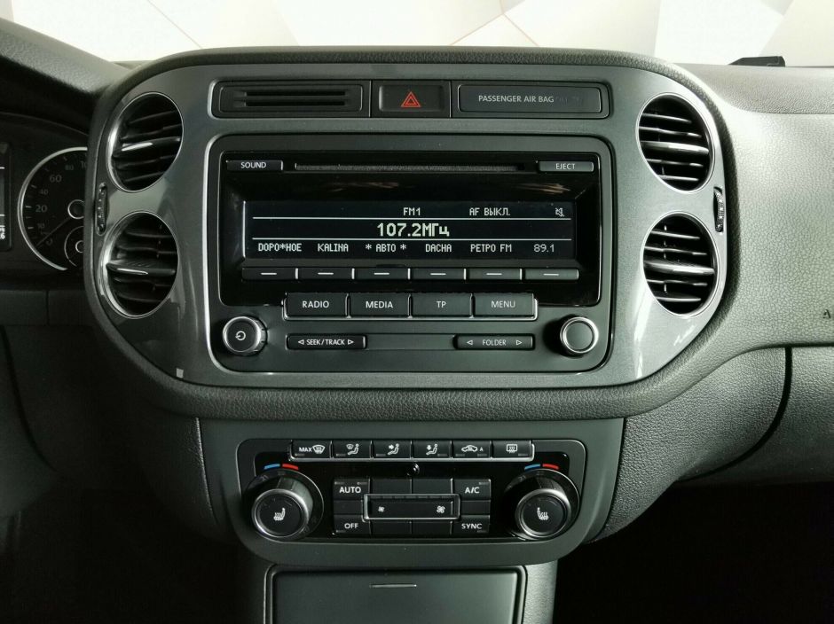 Volkswagen Tiguan, 2.0 л, АТ, 2013 фото 9