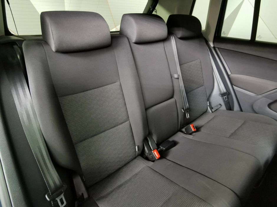 Volkswagen Tiguan, 2.0 л, АТ, 2013 фото 1