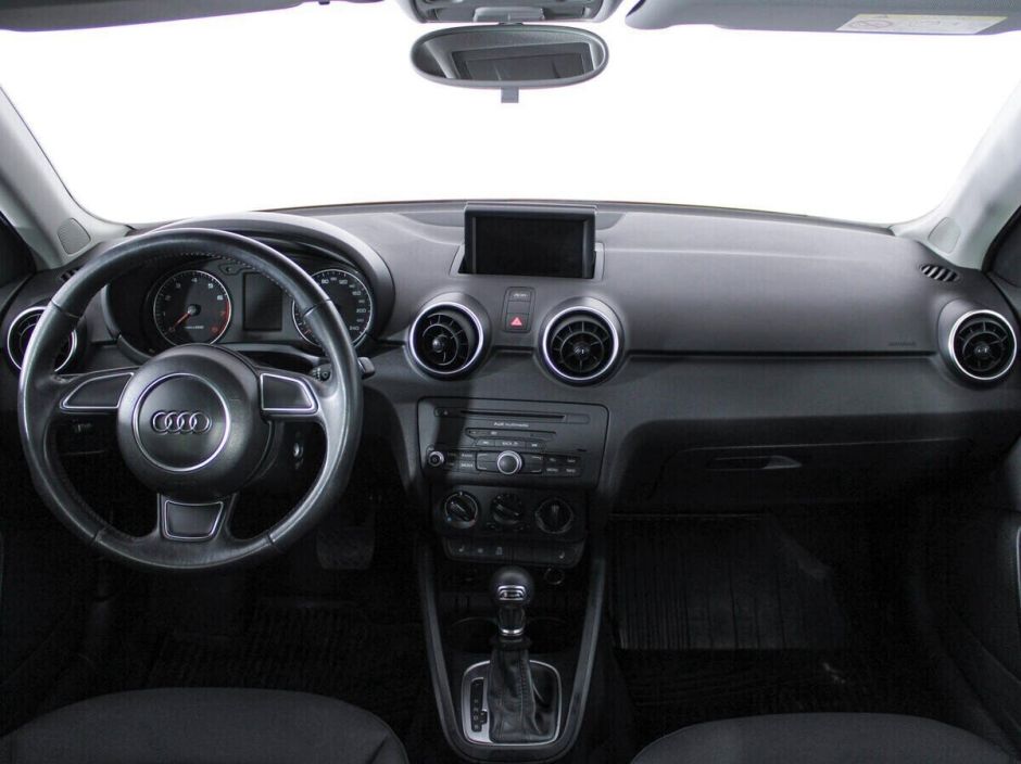 Audi A1, 1.4 л, Робот, 2014 фото 8