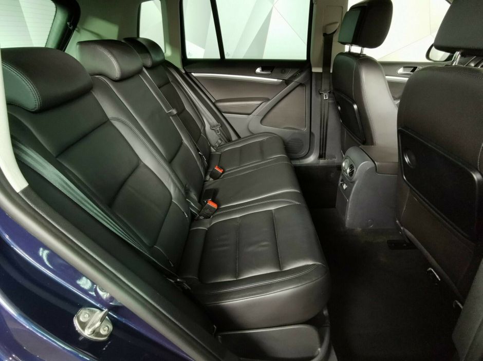 Volkswagen Tiguan, 2.0 л, АТ, 2015 фото 2