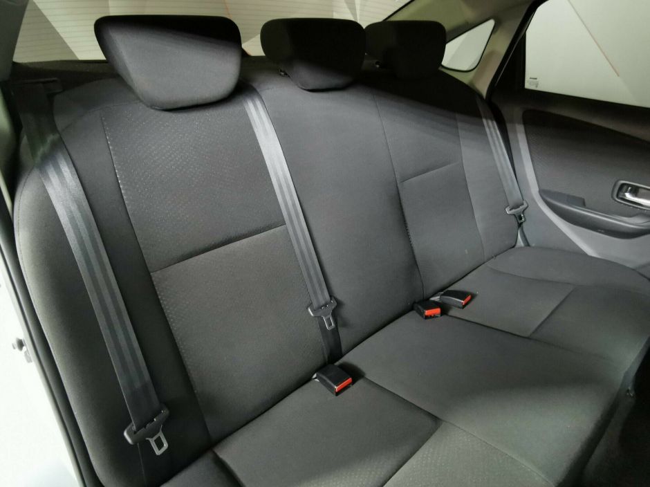 Nissan Almera, 1.6 л, АТ, 2016 фото 2