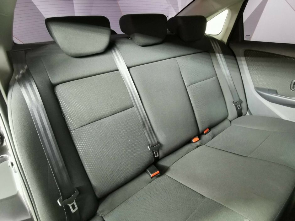 Nissan Almera, 1.6 л, АТ, 2015 фото 2