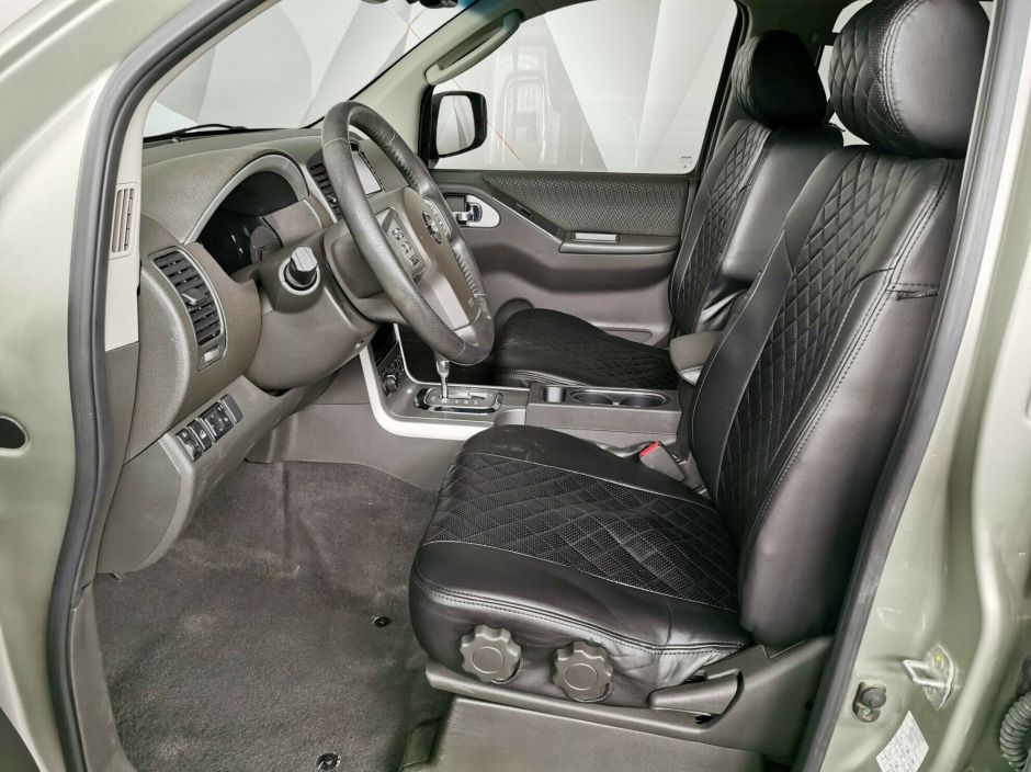 Nissan Pathfinder, 2.5 л, АТ, 2011 фото 7