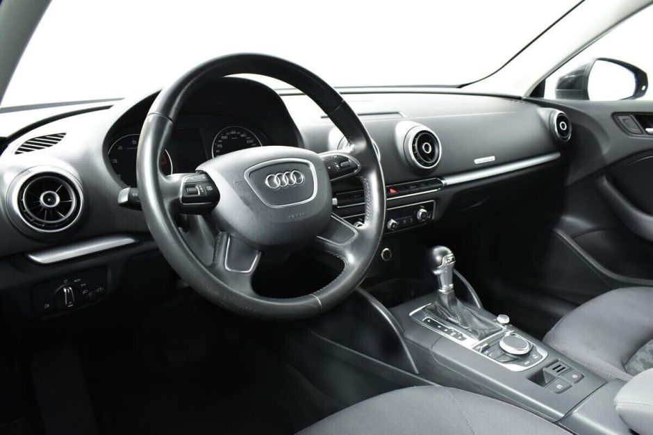 Audi A3, 1.8 л, Робот, 2012 фото 7