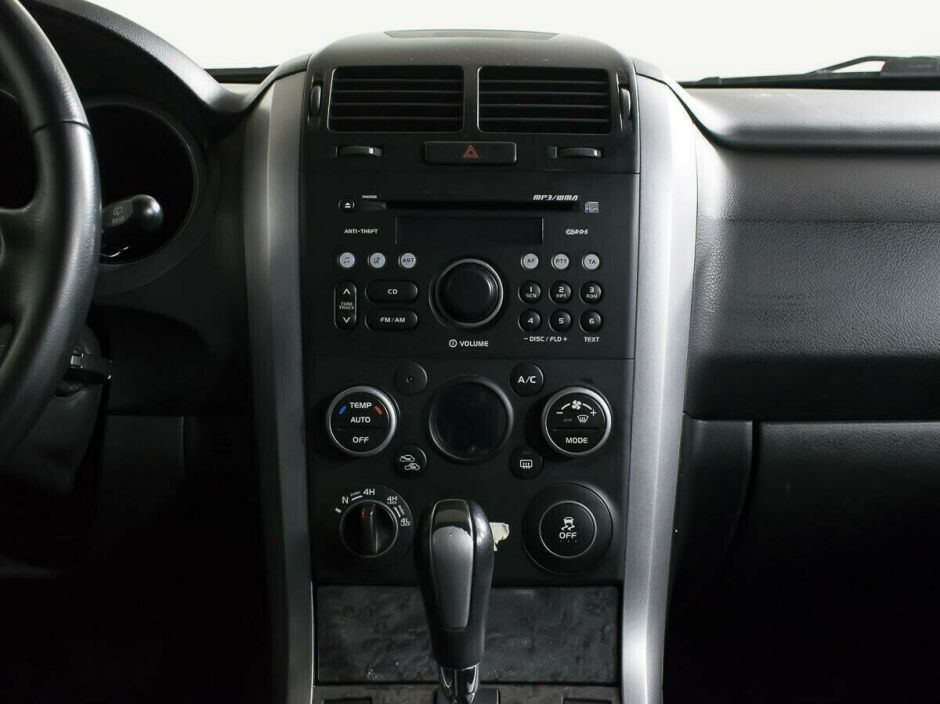 Suzuki Grand Vitara, 2.4 л, АТ, 2008 фото 2