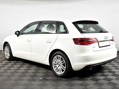 Audi A3, 1.4 л, РКПП, 2013 фото 6