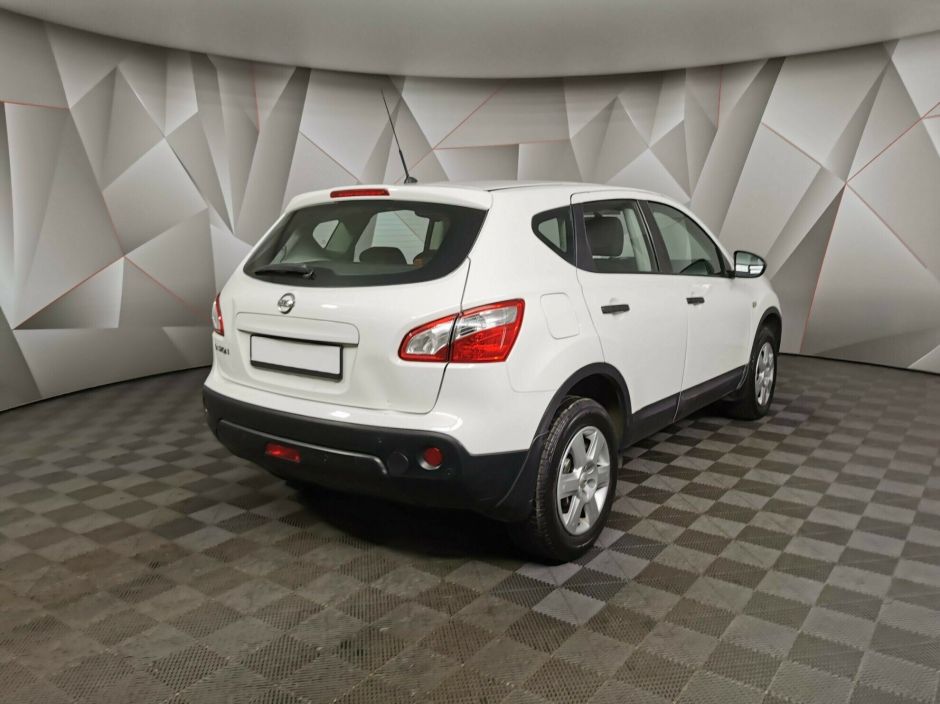 Nissan Qashqai, 1.6 л, Вариатор, 2013 фото 4