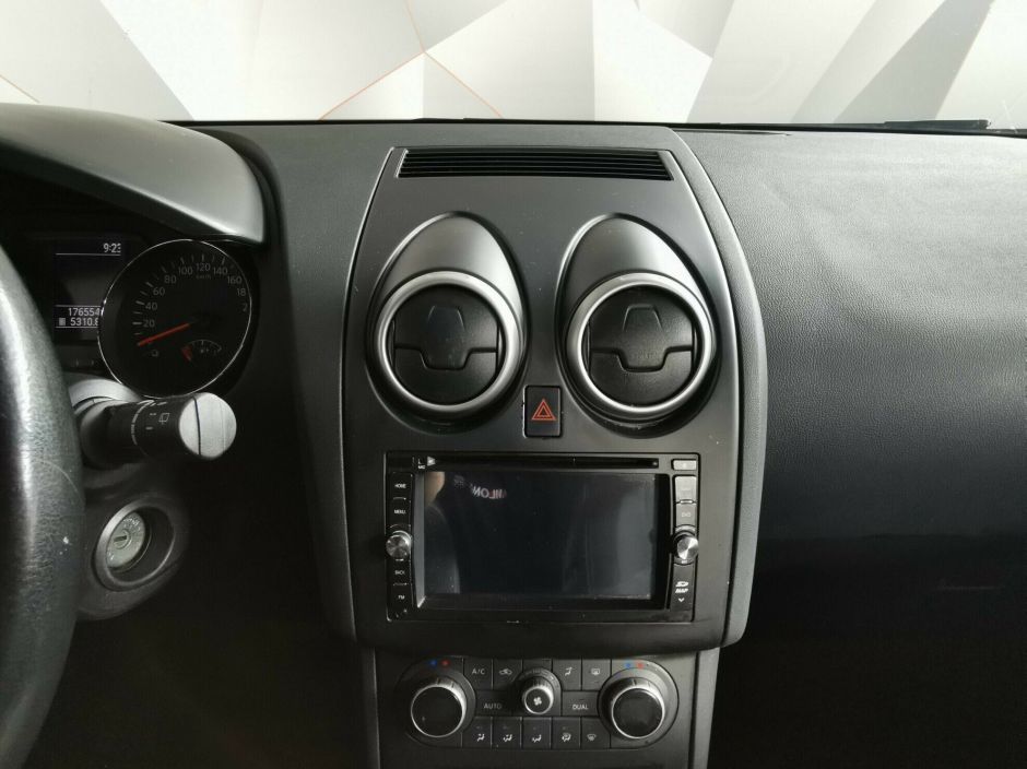 Nissan Qashqai+2, 2.0 л, Вариатор, 2013 фото 9