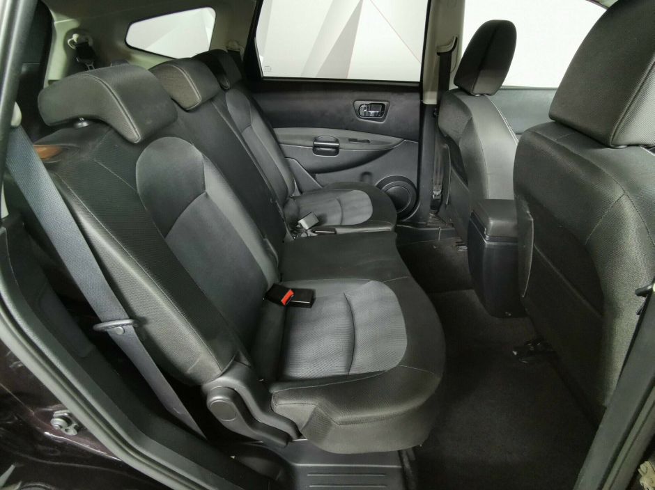 Nissan Qashqai+2, 2.0 л, Вариатор, 2013 фото 2