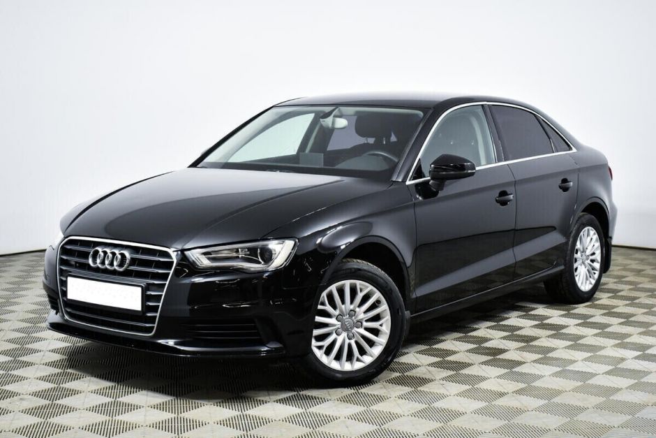 Audi A3, 1.8 л, Робот, 2013 фото 3