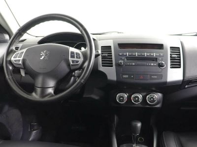 Peugeot 4007, 2.4 л, CVT, 2011 фото 8