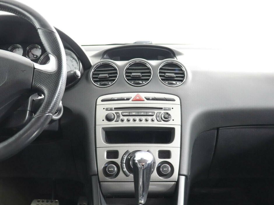 Peugeot 408, 1.6 л, АТ, 2011 фото 8