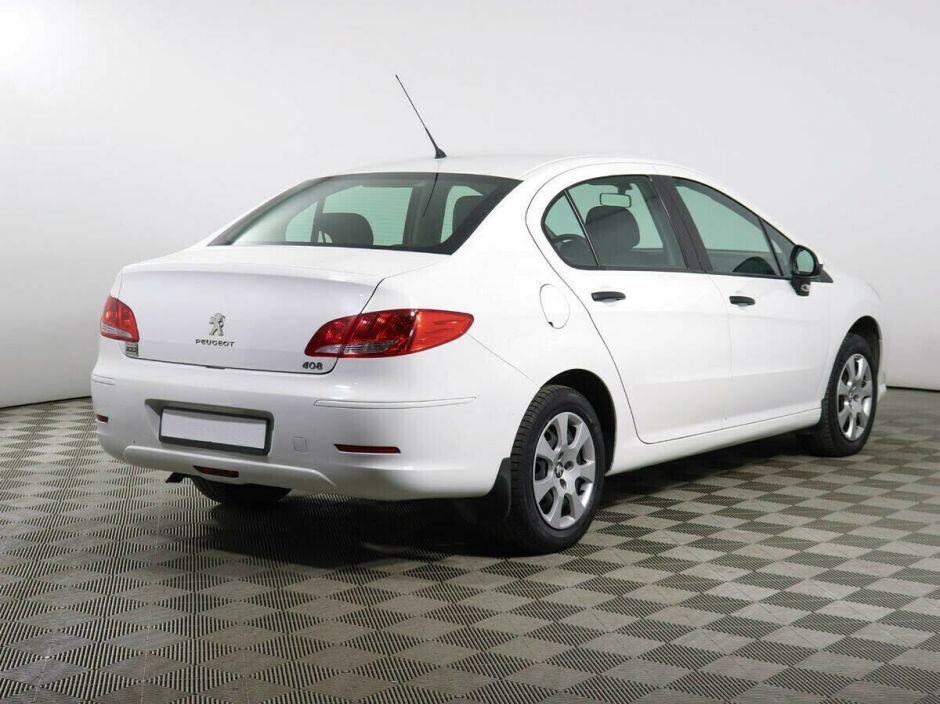 Peugeot 408, 1.6 л, МТ, 2013 фото 4