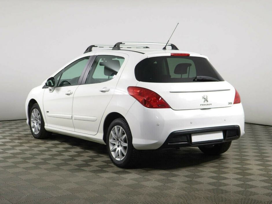 Peugeot 308, 1.6 л, АТ, 2011 фото 6