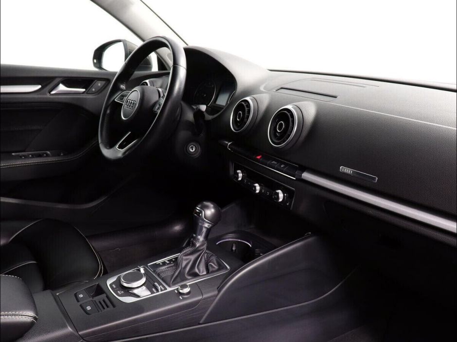 Audi A3, 1.4 л, Робот, 2016 фото 2