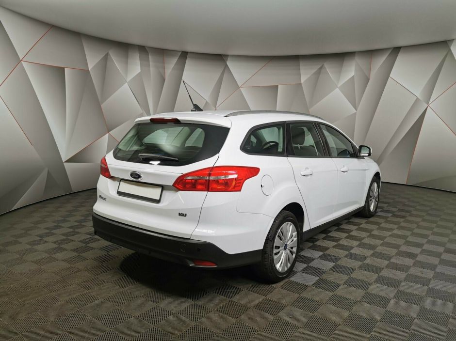 Ford Focus, 1.6 л, АТ, 2016 фото 6