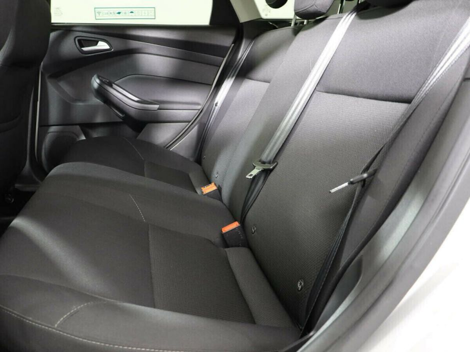 Ford Focus, 1.6 л, Робот, 2015 фото 1