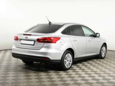 Ford Focus, 1.6 л, РКПП, 2016 фото 4