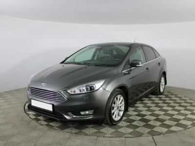 Ford Focus, 1.6 л, РКПП, 2018 фото 3