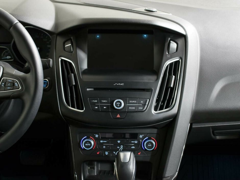 Ford Focus, 1.6 л, Робот, 2019 фото 2