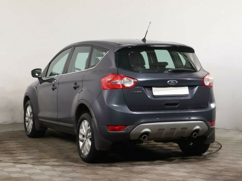 Ford Kuga, 2.0 л, МТ, 2010 фото 4