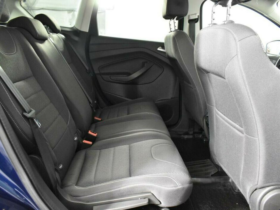 Ford Kuga, 1.6 л, МТ, 2012 фото 1