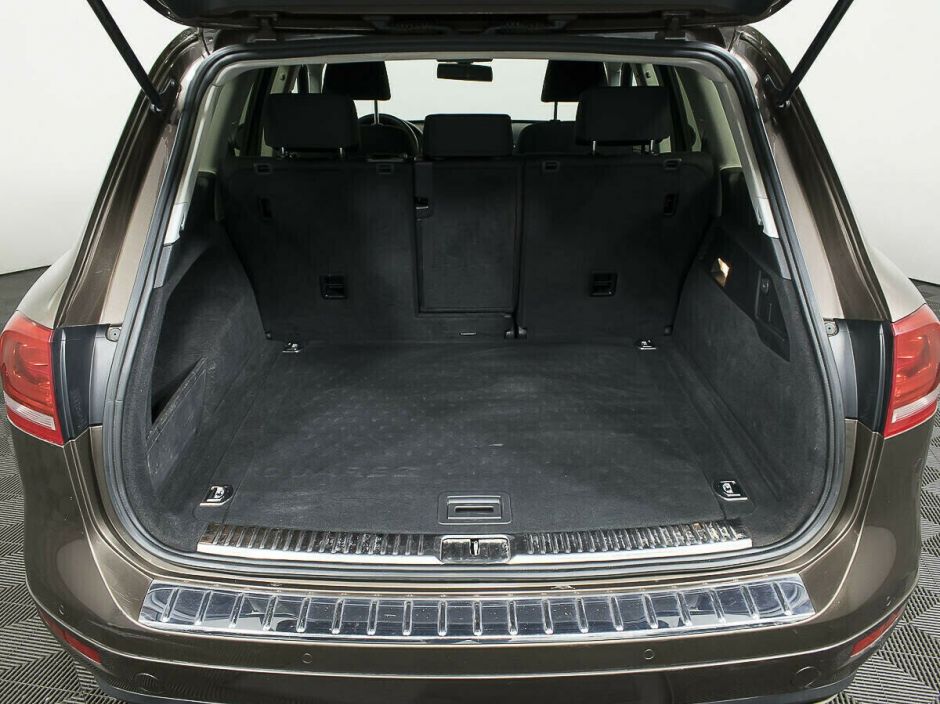 Volkswagen Touareg, 3.6 л, АТ, 2013 фото 1