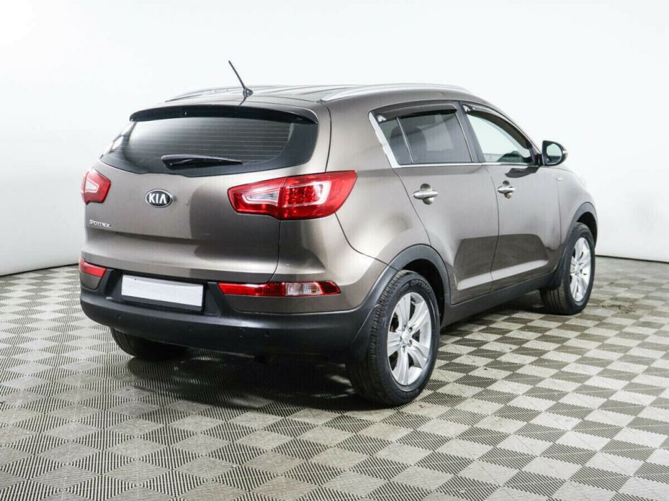 Kia Sportage, 2.0 л, МТ, 2011 фото 4