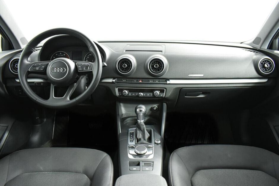 Audi A3, 1.5 л, Робот, 2019 фото 8