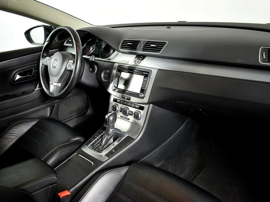 Volkswagen Passat CC, 1.8 л, Робот, 2012 фото 2