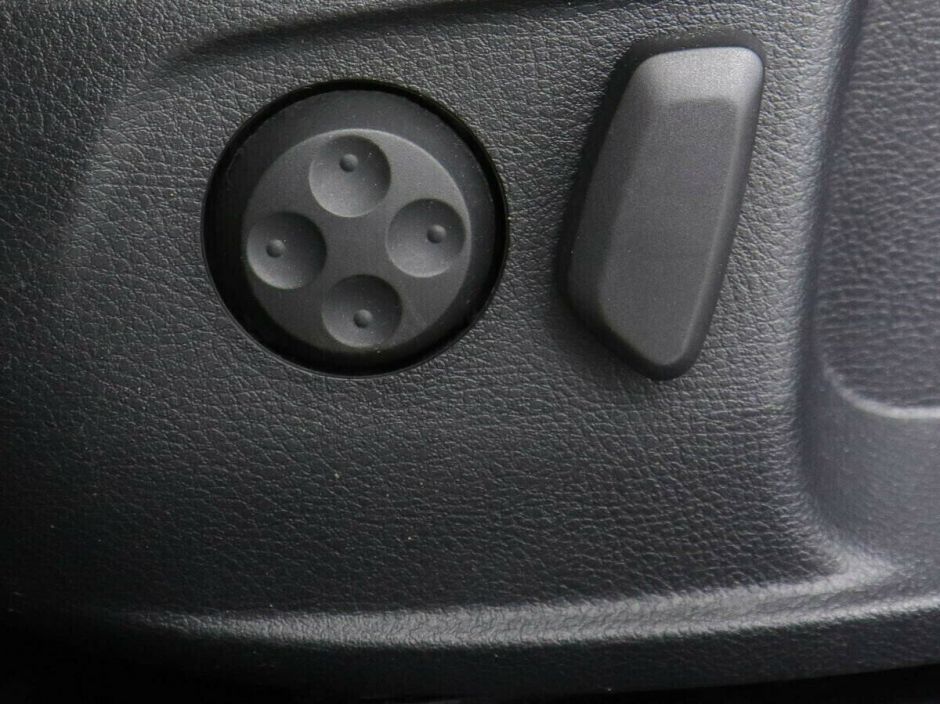 Volkswagen Passat CC, 1.8 л, МТ, 2012 фото 1