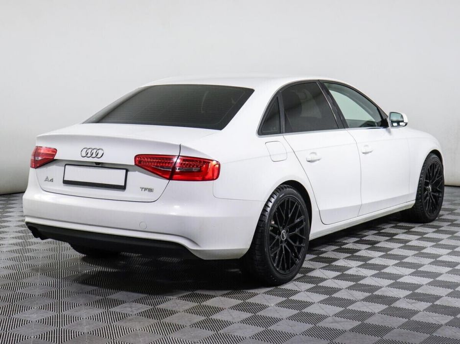 Audi A4, 1.8 л, Вариатор, 2012 фото 4