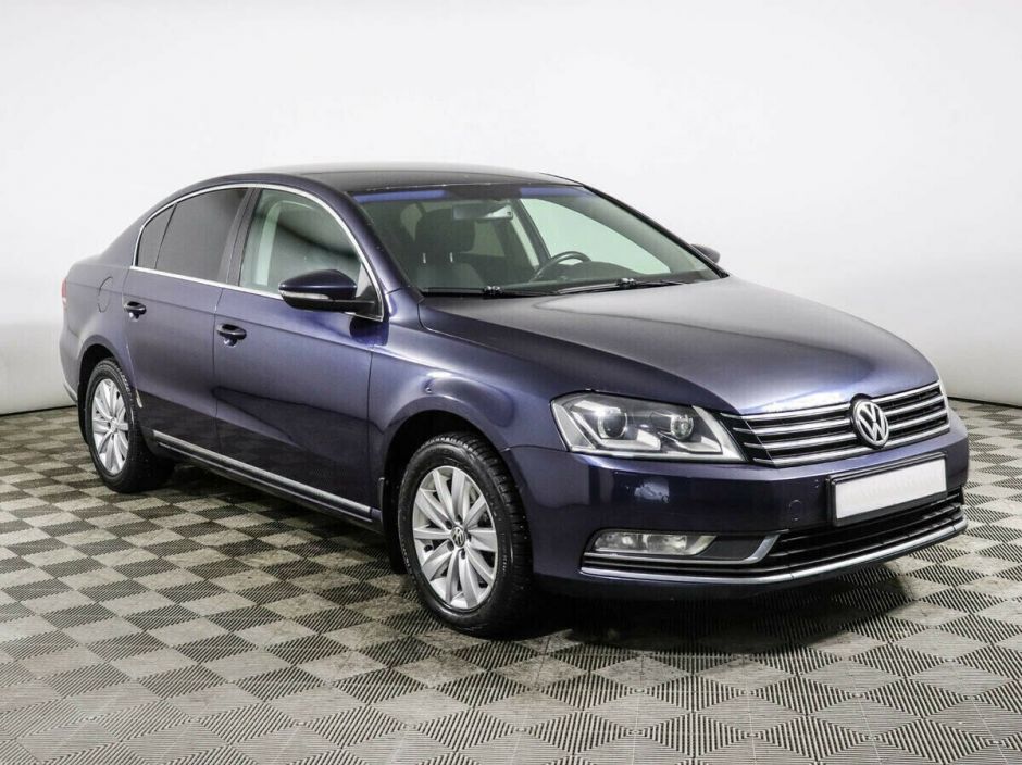 Volkswagen Passat, 1.8 л, Робот, 2012 фото 4