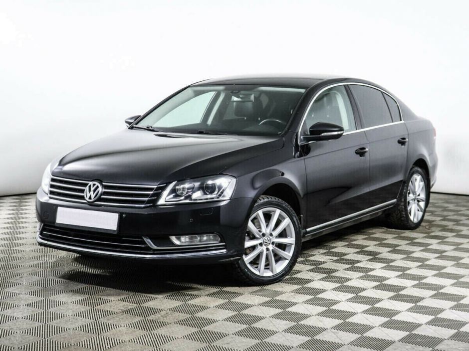 Volkswagen Passat, 1.8 л, Робот, 2013 фото 3