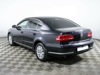 Volkswagen Passat, 1.8 л, МКПП, 2011 фото 5