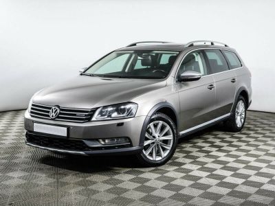 Volkswagen Passat, 2.0 л, РКПП, 2013 фото 3