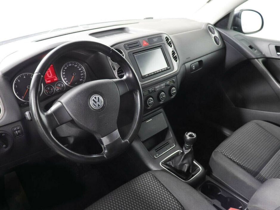 Volkswagen Tiguan, 1.4 л, МТ, 2011 фото 1