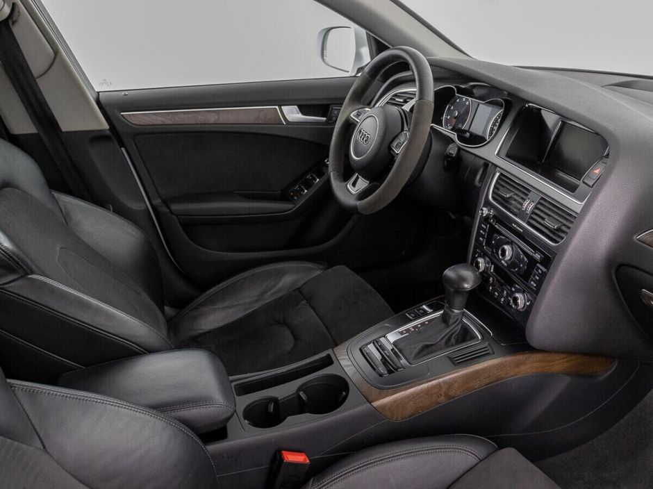 Audi A4, 2.0 л, Робот, 2014 фото 2